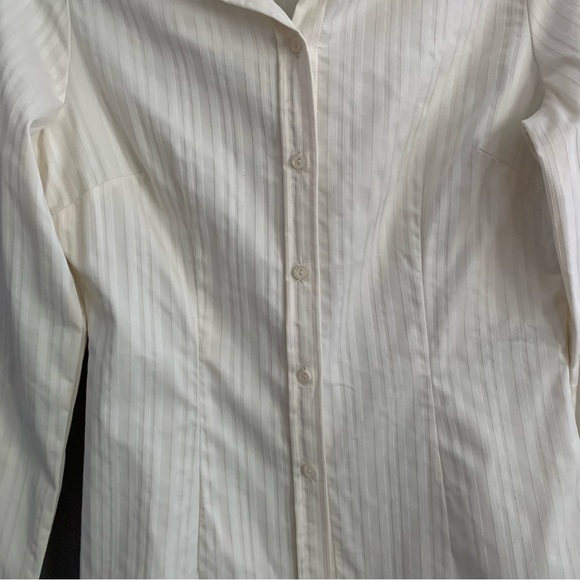 Tristan & Iseut Small Ivory Button Down Shirt - Picture 2 of 10